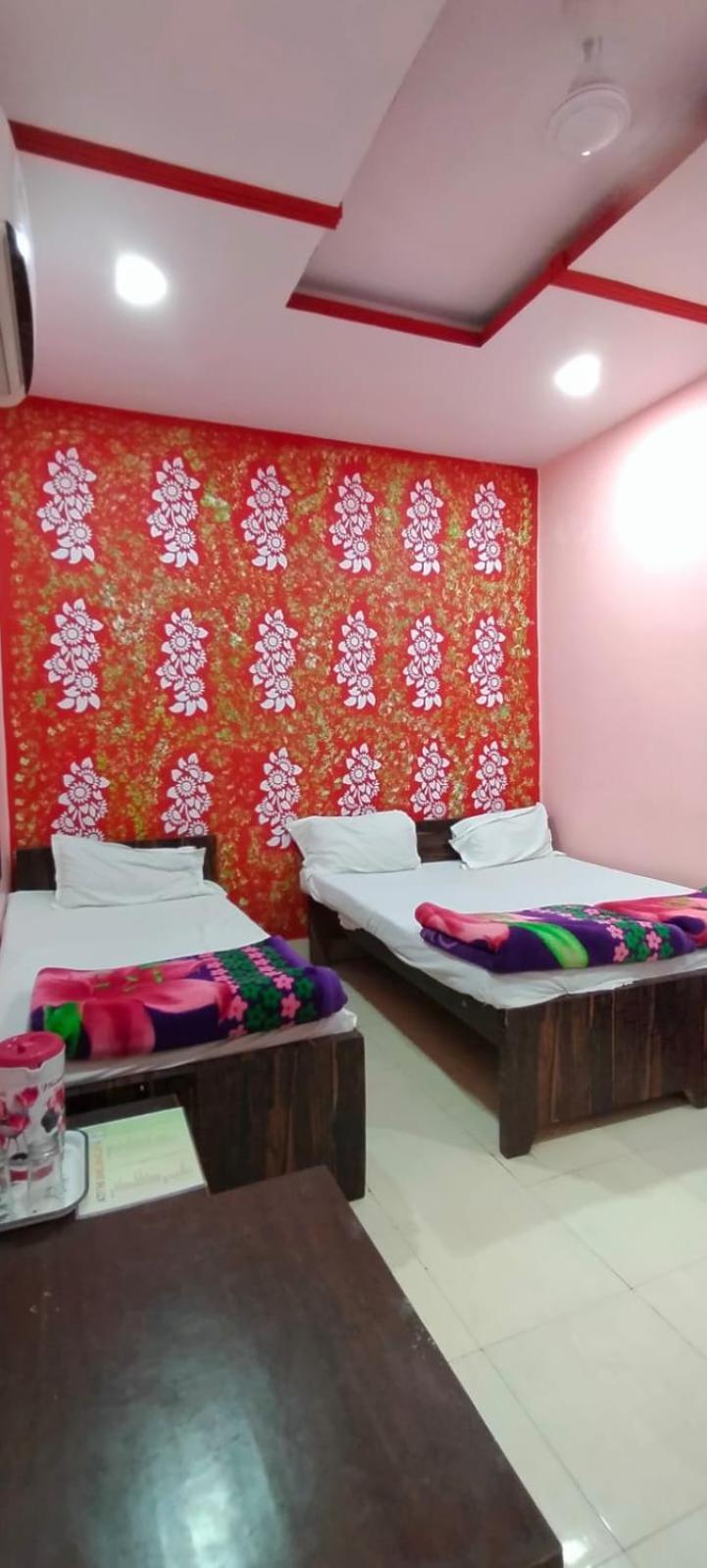 Hotel Atithi Galaxy Kanpur Exterior photo