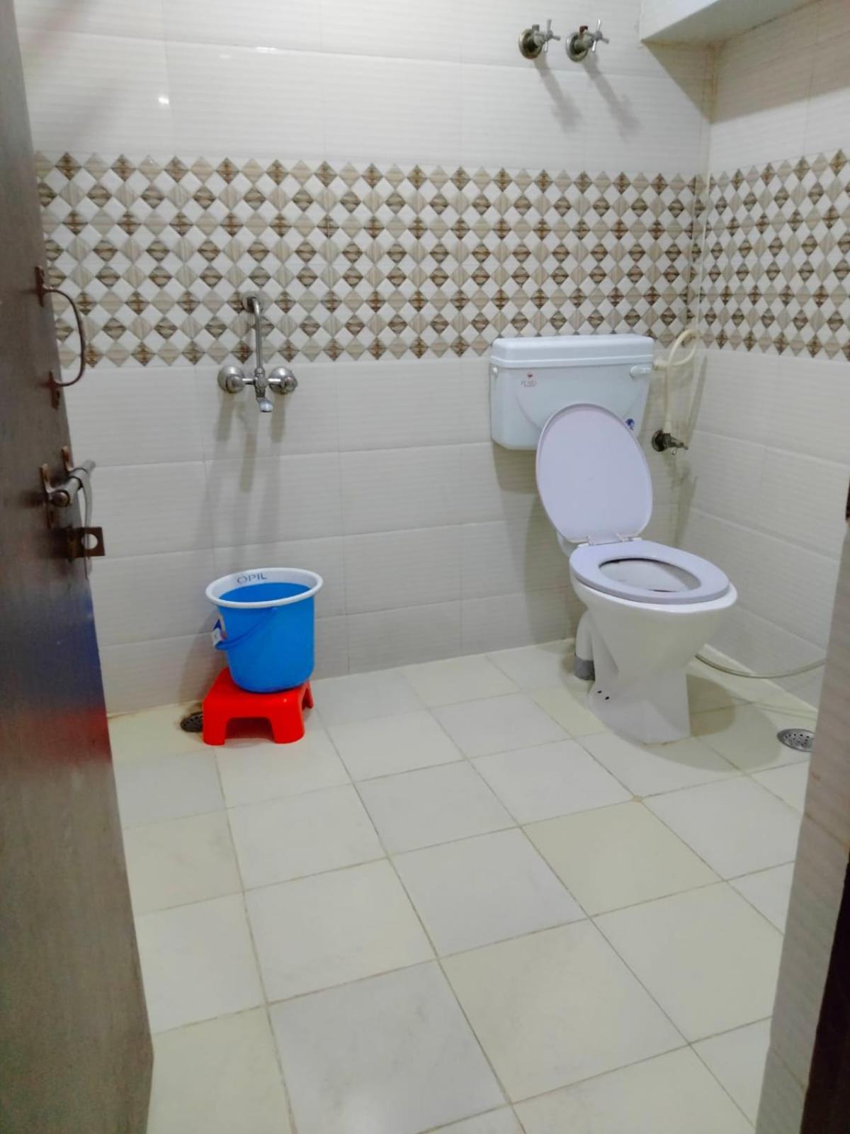 Hotel Atithi Galaxy Kanpur Exterior photo