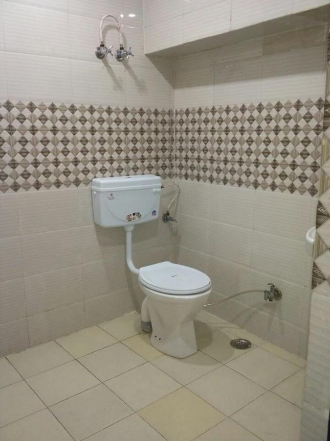 Hotel Atithi Galaxy Kanpur Exterior photo