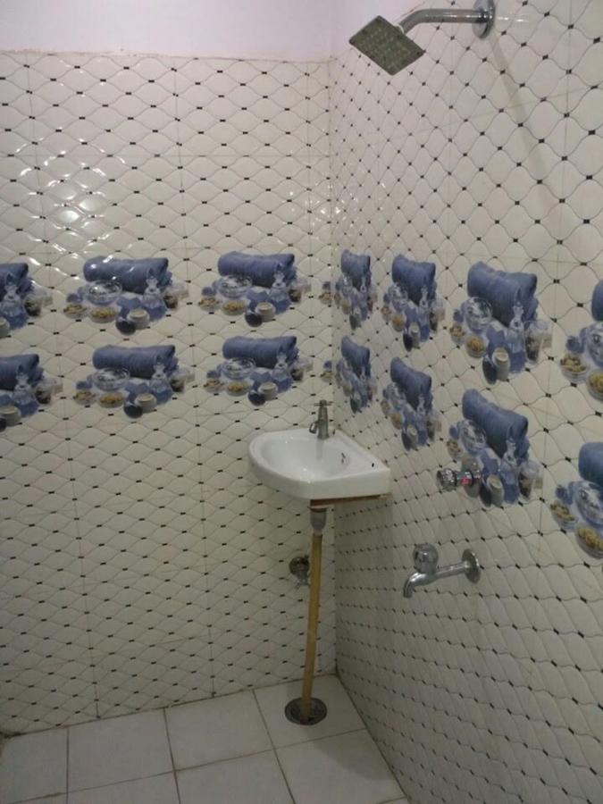 Hotel Atithi Galaxy Kanpur Exterior photo