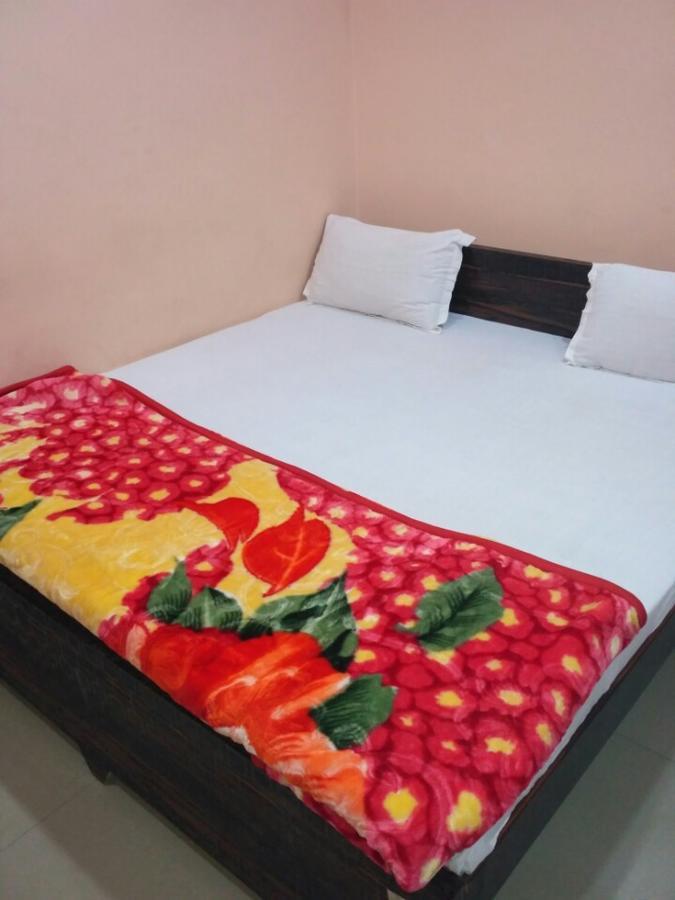 Hotel Atithi Galaxy Kanpur Exterior photo