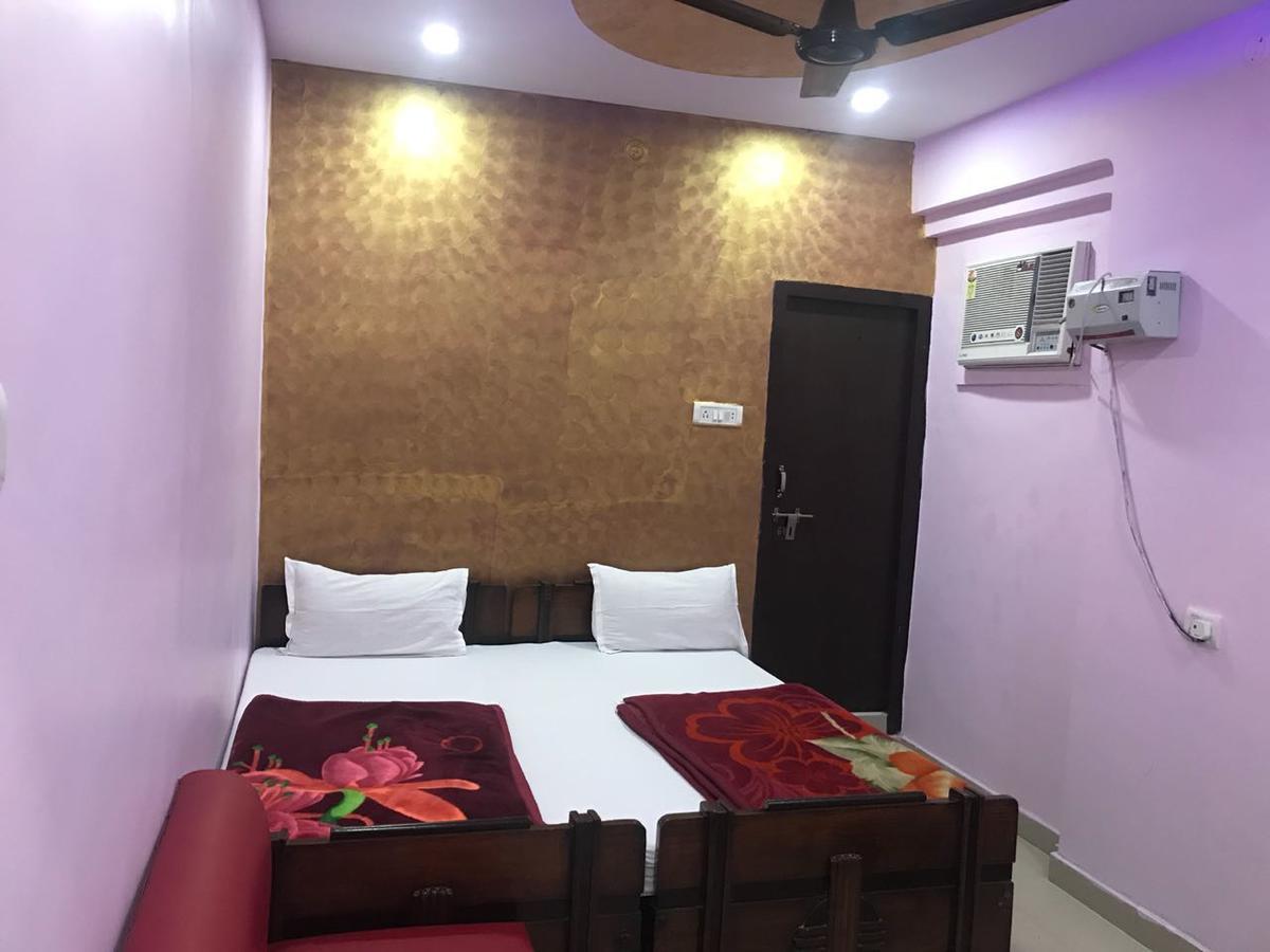 Hotel Atithi Galaxy Kanpur Exterior photo