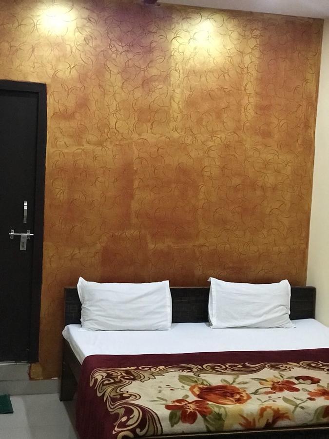 Hotel Atithi Galaxy Kanpur Exterior photo