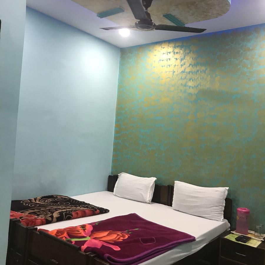 Hotel Atithi Galaxy Kanpur Exterior photo