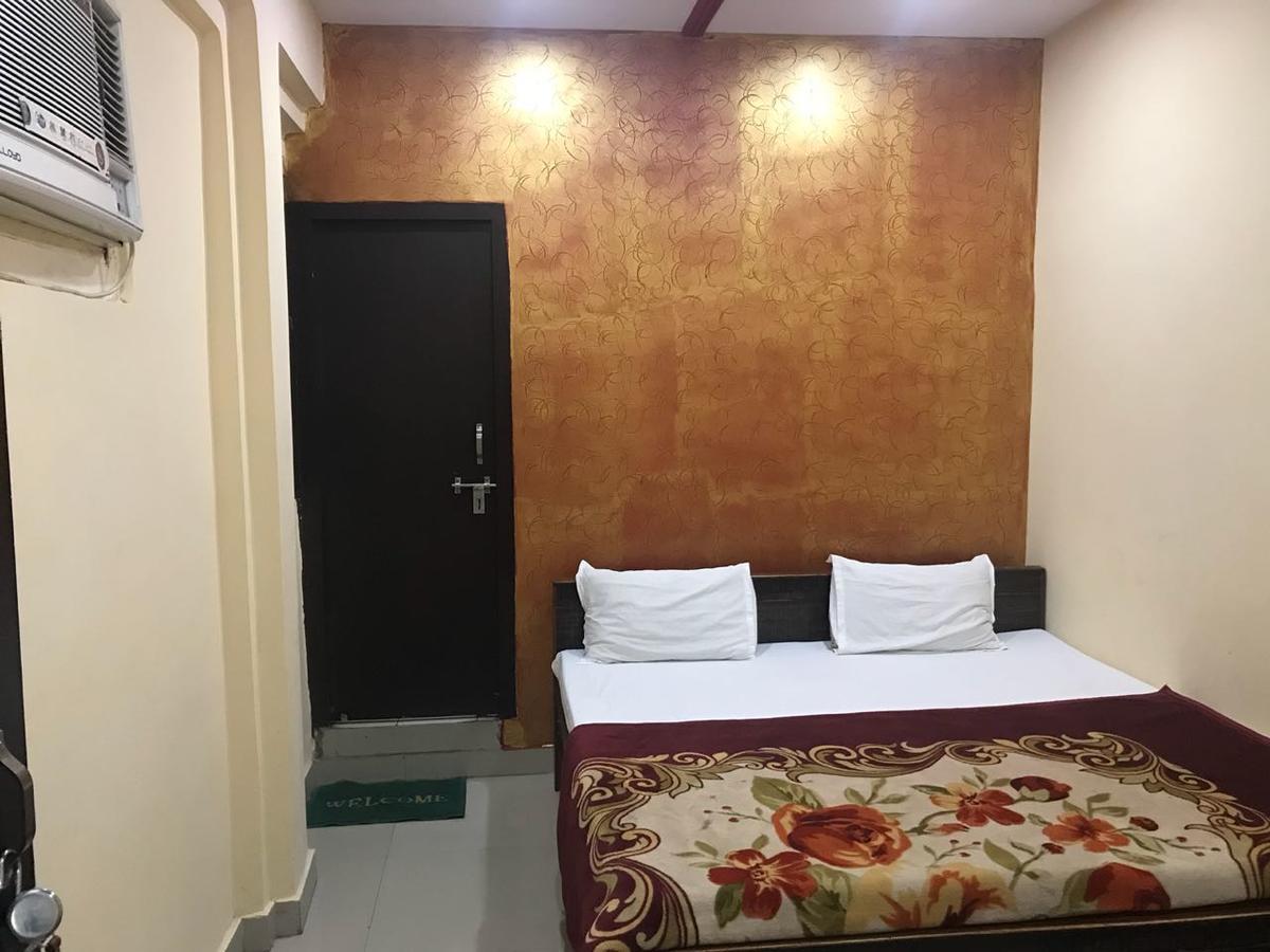 Hotel Atithi Galaxy Kanpur Exterior photo