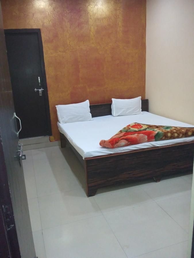Hotel Atithi Galaxy Kanpur Exterior photo